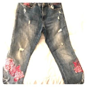 INC size 6P regular fit crop fring jean